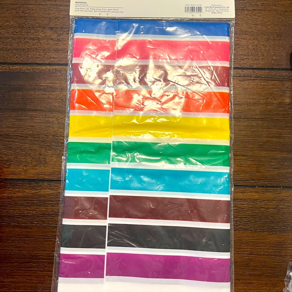 Pride Tableware Set - Picture 2 of 5